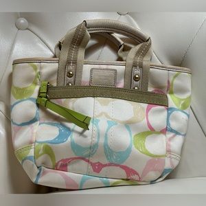 Coach Pastel Hampton Signature Scribble Womens Multi-Color Purse